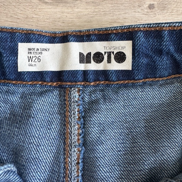 NWOT TOP SHOP Denim Button-Front Mini Moto Skirt Size 26 Front Pockets - Picture 7 of 9